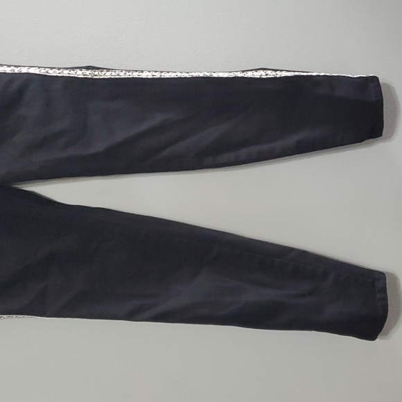 New York & Company Jeans Womens Size 6 Black White Side Stripe Fabric Comfy - Picture 2 of 14